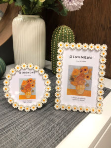 Elegant Japanese Style Daisy Photo Frame Stand Metal Decorative Accessories 6/7/8/10 Inches Rectangle Shape Home Decoration