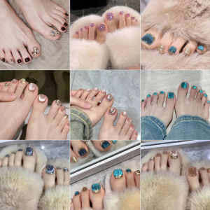 Easy-to-Apply False Toe Nails