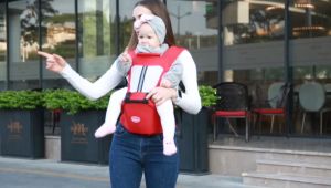 Baby Carrier 4-in-1 Ergonomic Baby Hip Seat Carrier Multifunctional Infant Sling Carrier 0-48 months Ergonomic Kangaroo Baby Wrap Comfortable Breathable Soft Carrier Pembawa Bayi 婴儿背带