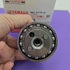 YAMAHA R15 V3 VVA / MT15 CAMSHAFT CAM BK6-E2170-01 100% ORIGINAL