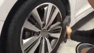 Tyre Long Handle Waxing Sponge Brush Span Polish Wax Sport Rim Tayar Wheel Tire Car Wash Tool Alat Cuci Kereta