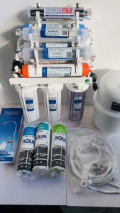 Máy lọc nước 11 cấp lọc kèm đèn UV diệt khuẩn không tủ Aqualife