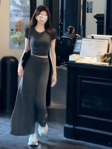 Grey Long Dress And Top Set Summer Fashion Womens Clothing Elegant Atmosphere Homecore Brand Casual Style Pure Color Short Sleeve T-Shirt Dress