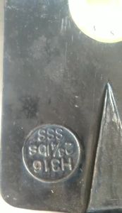 Cangkul Kebun Baja Anti Lengket dan Kuat