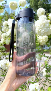 Tupperware 750ml iLodo H2GO Large Capacity Sport Water Bottle Leakproof BPA-free With Straw