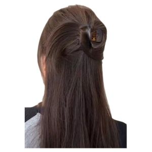 เรียบหรู Half-Up กิ๊บติดผม ผู้หญิง กิ๊บขากรรไกรฉลามขนไก่ มีสไตล์ เครื่องประดับผมสําหรับผมบาง ใหม่ 2024 แฟชั่น