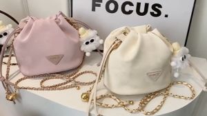 Túi thời trang nữ túi đeo chéo dáng Rum da nhung phong cách nhẹ nhàng tặng kèm móc gấu Thanhthushop68 934