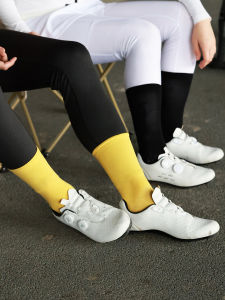 WOSAWE Cycling Socks Men Women Breathable Sweat-Absorbent Reflective Sports Bike Socks BE001