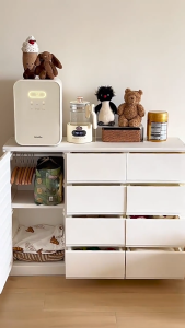 ( Đầy đủ tấm hậu) Tủ đựng quần áo đồ dùng tủ mẹ bỉm Babyviva Luxury New vân gỗ kem có thanh treo