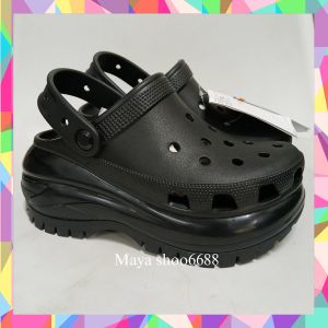 (Tặng 12 Sticker – Hàng Loại 1)Dép Sục Croc Nữ Mega Crush Bóng Đế Cao 7cm Quai Quang Tôn Dáng Sản Phẩm Cao Cấp