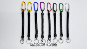 Karabiner Multifungsi dengan Tali Elastis Warna Hitam Berkilau untuk Outdoor dan Survival