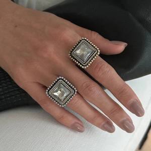 KunJoe Retro Luxury Square Acrylic Rhinestone Adjustable Rings for Women Trendy Geometric Open Knuckle Rings Couple Jewelry Gift