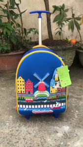 BALO KÉO B.BAG AROOUND THE WOLD CHO BÉ (NGẪU NHIÊN)