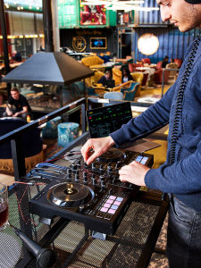 Hercules/Hi Cool Inpulse500 Digital DJ Portable Controller Professional Serato Disk Recorder