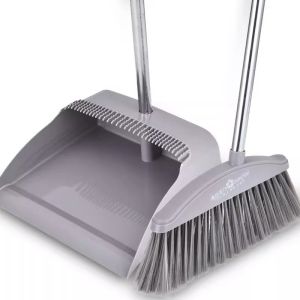 Dustpan and Broom Set with Hair-Resistant and Water-Scraping Function