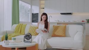 Quạt Mini Sạc Điện 20000mAh Quạt Động Cơ Không Chổi Than Gió Mạnh 3 Tốc Độ Quạt để bàn có thể sạc