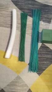 Xốp xanh xốp trắng cắm hoa que tre que kẽm - dụng cụ cắm hoa làm quà gói hoa