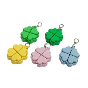 Hot Toys | New Lucky Four-leaf Clover Light-up Stress-relief Keychain Stress-relief Pendant Backpack Pendant Anime