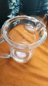 Bình/ca/lọ nhựa trong acrylic đựng gia vị đựng trà đá có nắp dầy có vạch chia ml trên thân bình 1/15 lít