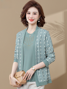 Fashionable Poetry Yang Spring Knitwear Set for Middle-aged and Elderly Women Thin Style Pure Color Diamond Detailing Pullover Crewneck Top