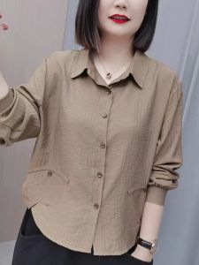 ฤดูใบไม้ผลิ ฤดูร้อน แฟชั่นใหม่ ลำลอง หลวม เสื้อเชิ้ตแขนยาวสําหรับผู้หญิงวัยกลางคนปกปิดหน้าท้อง พรางหุ่น ผ้าคุณภาพเอฟเฟกต์