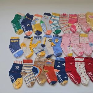 Kaos Kaki Anti Slip Bayi Anak Perempuan Panjang Motif Katun Isi 5