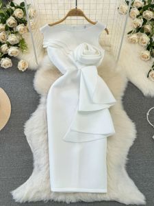 Thanh Lịch Cộc Tay Không Tay Chiều Dài Giữa Cổ Tròn Bó Sát Đầm Với Biểu Tượng Hoa 3d Hiệu Ứng Thon Gọn Cho Tiệc Sinh Nhật