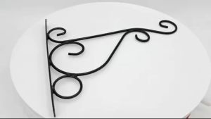 Metal Wall Hanging Plant Holder | Modern Wall Mounted Flower Pot for Indoor Outdoor Home Garden Decoration Valentines