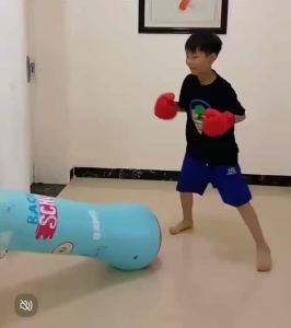 Bao Đấm Bơm Hơi Cho Trẻ Em Với Chức Năng Bật Lại - Đồ Chơi Bơm Hơi Tương Tác Kèm Găng Tay Tùy Chọn Dành Cho Trẻ Em Chơi