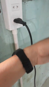 Thiết bị dò điện đeo tay TK-801 TK-802