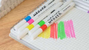 12/24/36/48/60/80 Colors Acrylic Marker Pen Coloring Pen Highlight Acrylic Marker Office Supplies**