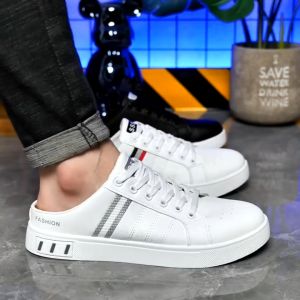 HB รองเท้าผ้าใบผู้ชาย รองเท้าผู้ชาย ไซส์ 39-45 รองเท้าแฟชั่นสุภาพบุรุษรองเท้าผ้าใบผู้ชายอัปเปอร์ระบายอากาศ พื้นรองเท้าทนต่อการสึกหรอ คุณภาพสูง รองเท้าผ้าใบผู้ชาย อัปเปอร์ระบายอากาศ พื้นรองเท้าทนต่อการสึกหรอ รองเท้าอินเทรนด์ รองเท้าแฟชั่นผู้ชาย