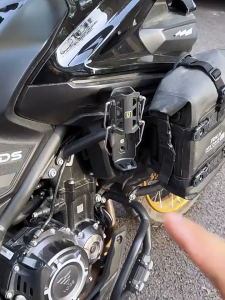 Adaptive Cycling Bottle Holder 360° Rotating Motorcycle Bicycle Adjustable Auto Clamping for 32-77mm Cup Holder