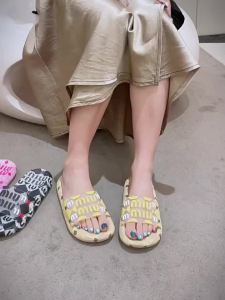 Thick Sole Slip-resistant Slippers Women