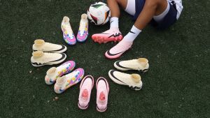 รองเท้าฟุตบซอล ส่งจากกรุงเทพ FG รองเท้าสตั๊ด คุณภาพสูงองเท้าฟุตบอล รองเท้าฟุตบอลอาชีพ football shoes soccer shoes