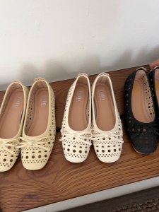YOTO French Bow Cut-Out Loafers For Women Leather Material Versatile Breathable Flat Doll Shoes