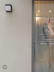 พร้อมส่งในไทย ไม้เซลฟี่ไร้สาย ไม้เซลฟี่หมุน360 แบบพับขาได้ รีโมทบลูทูธ 3IN1 ยาว82.5Cm พร้อมไฟในตัว แบบพกพาสะดวกรุ่น