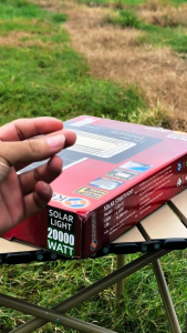 KKSKY 【ซื้อ 1 แถม 5】 ไฟโซล่าเซลล์ 5000W โซล่าเซลล์ ไฟถนน กันน้ำ IP68  solar light outdoor ไฟสปอร์ตไลท์ LED เปิดปิดอัตโนม