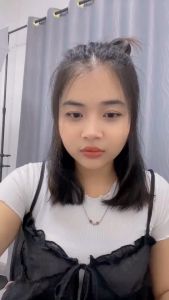 Yanhee Premium Sunblock ยันฮี พรีเมียม ซันบล็อค SPF 50 PA+++ กันแดด ทาแล้วไม่วอก กลมกลืนกับทุกสีผิวเกลี่ยง่าย แห้งไว