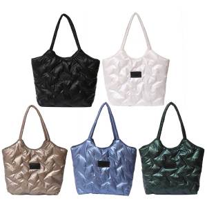 Women Quilted Cloud Bag Big Capacity Crossbody Bag for Winter Travel and Daily Use