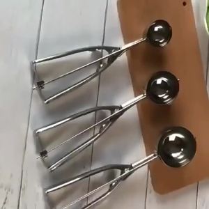 Stainless steel ice cream scoop 4cm 5cm for ice cream biscuit dough Rice-meat dumplings and kitchen necessities