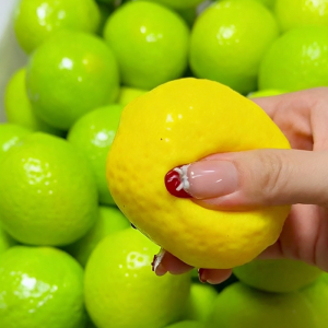 New Handmade lemon Stress Ball Squeeze Toy Color-Changing Lemon Squishy Fidget Ball ASMR Sensory Stress Relief Gift Wholesale