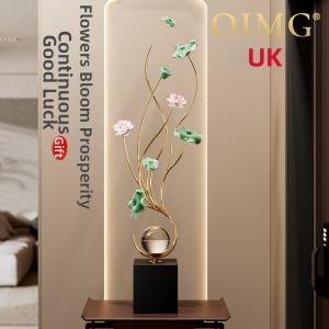 Modern Chinese-Style Porcelain Lotus Entryway Decor Item