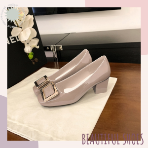 LHMoonlight ราคาสุดคุ้ม รองเท้าคัทชู สำหรับสตรี ทรงสวย งานดี วัสดุคุณภาพ เสริมส้นกำลังดี มีมาให้เลือกหลายสี แมทช์ใส่ได้หลายโอกาส จะใส่เที่ยว ทำงาน หรือออกงานก็ได้หมดน๊าาา