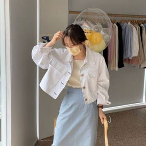 Jaket Crop Korea Bestie