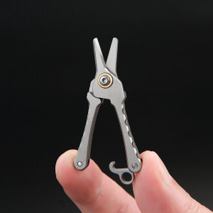 Titanium Alloy Mini Folding Scissors Keychain Portable Pocket Tiny Cutter for Fishing Line Trimming DIY Craft EDC Unboxing Tool