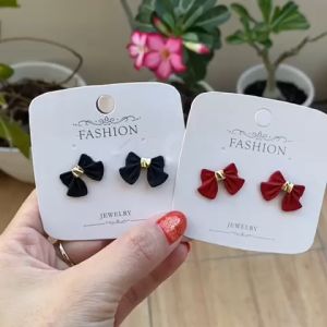 PANDACO Hepburn Anting Tindik Stud Desain Pita Untuk Wanita Model Elegan dan Korean