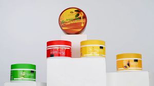 Hair Membrane Keratin Conditioner 250ml Amino Hyaluronic Acid Baking Cream Repairs Curled and Dry Hair Elastin Makes Hair Soft and Smooth Deeply Repairs Split Hair Improves Dry Hair Conditioner Softens Hair