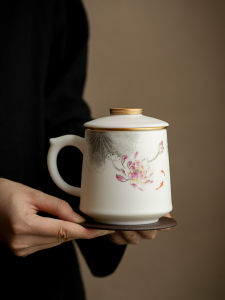 White Porcelain Lamb Fat Jade Water Cup with Lid Office Tea Water Separation Mug Trendy Lightweight Ladies Tea Cup Gift