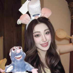 2025 New Cute Chef Rat King Hairband Face Wash Rat Rat Internet Famous Headwear Plush Cartoon Cosplay Womens Clothing